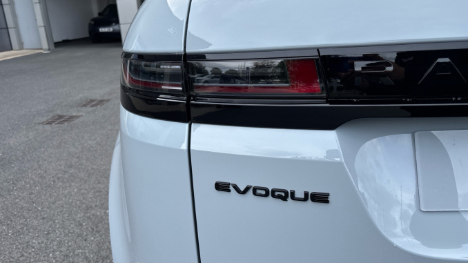 Land Rover Range Rover Evoque 2.0 D200 Hoxton Edition 5dr Auto Diesel Hatchback - Image 19
